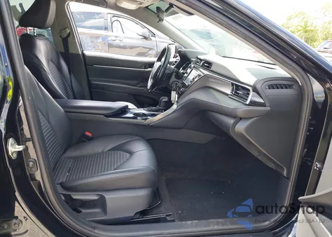 2020 Toyota Camry Se z USA, uszkodzony, nr VIN 4T1G11AK8LU961567